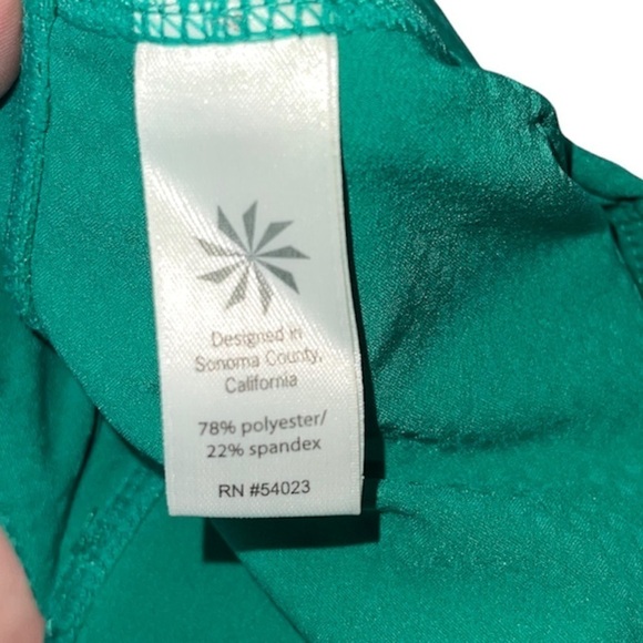 ATHLETA Green Dobby Be Free Knicker Capri Athletic Legging Size Small Workout - Picture 5 of 9